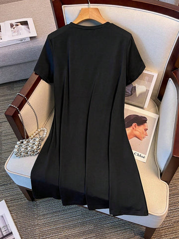 Ladies' Round Neck Short Sleeve Dress With Rhinestone Neckline