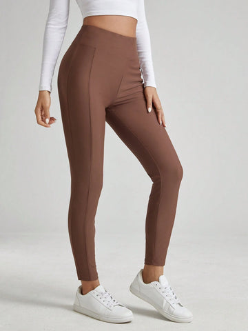 Essnce Leggings With Text Pattern