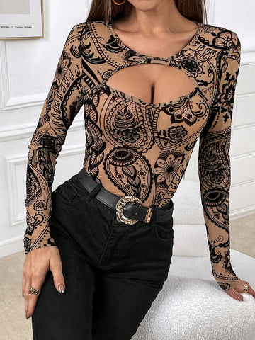 Paisley Print Cut Out Front Tee