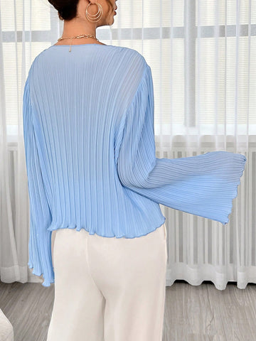 Solid Lettuce Trim Trumpet Sleeve Plisse Blouse