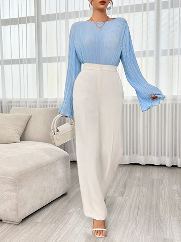 Solid Lettuce Trim Trumpet Sleeve Plisse Blouse