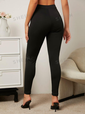 Essnce Solid Skinny Pants