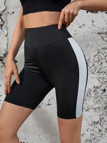 Essnce Spring/Summer Black And White Knitted Casual Cycling Shorts With Contrast Side Detail