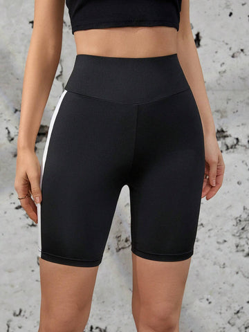 Essnce Spring/Summer Black And White Knitted Casual Cycling Shorts With Contrast Side Detail