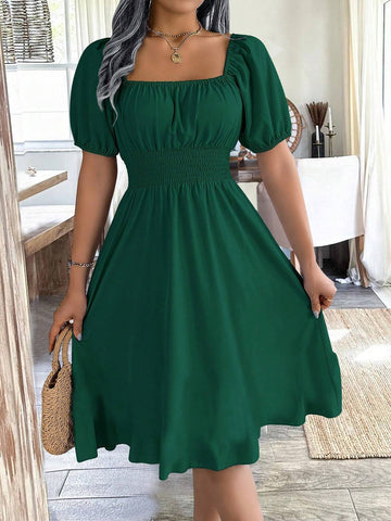 Spring/Summer Green Square Neckline Puff Sleeve Waist Cinched Women's Dress