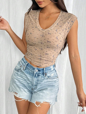 Essnce Spring/Summer White Short Sleeves Pleated Hem Women T-Shirt