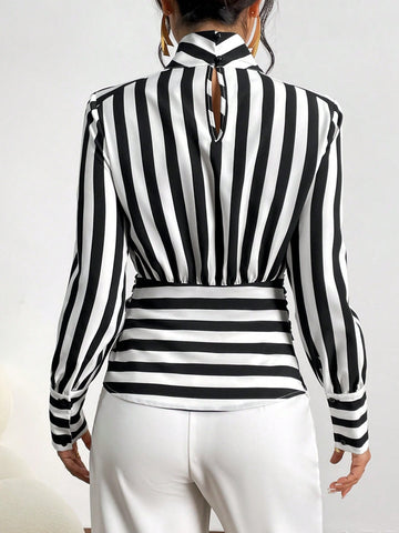 Striped Print Keyhole Neckline Knot Front Blouse