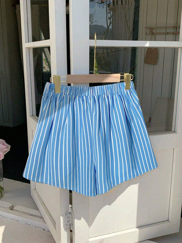 Essnce Summer Casual Striped Button Decorated Shorts