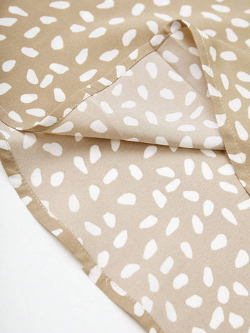 Essnce Summer Notched Neck Blouse With All-Over Print