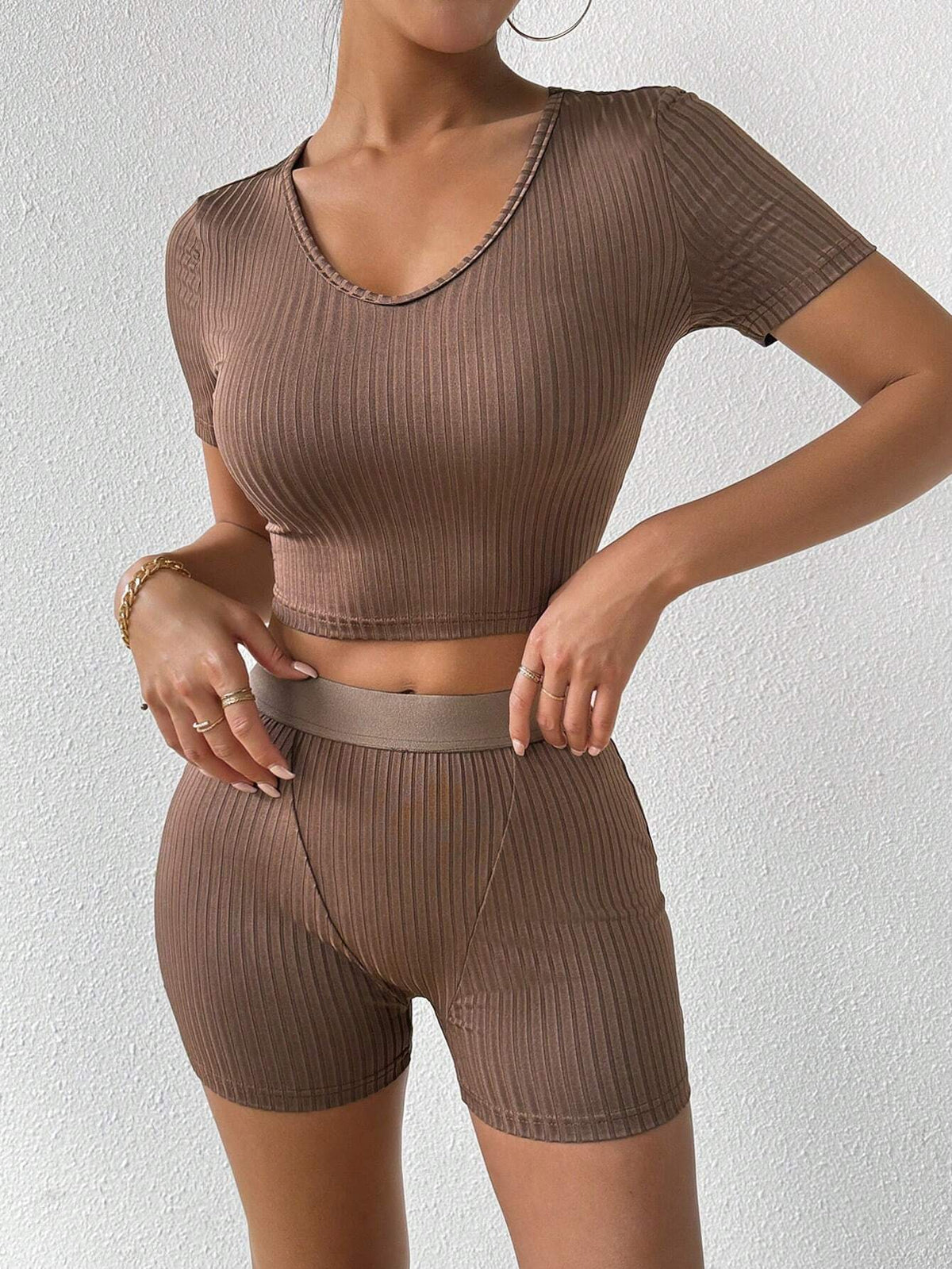 Tight Round Neck Short Sleeve And Shorts Ribbed Knit Set For Summer
