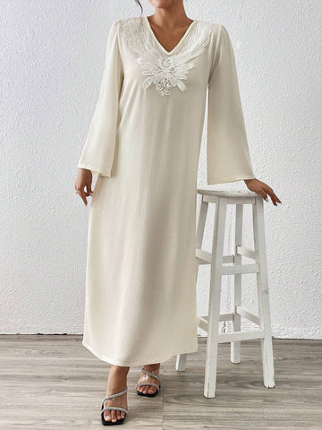 V-Neck Lace Patchwork Elegant Long Sleeve Dress With Rhinestones