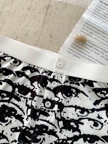 Essnce Women Solid Color Patchwork Front Button Casual Shorts