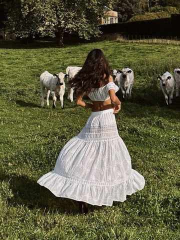 Essnce Women Vacation Leisure White Contrast Lace Embroidered Flower Skirt Summer Clothes Beach Women Outfits Hollow Out Embroidery Flounce Edge Decorated Casual Skirt Hawaiian Skirt White Skirt