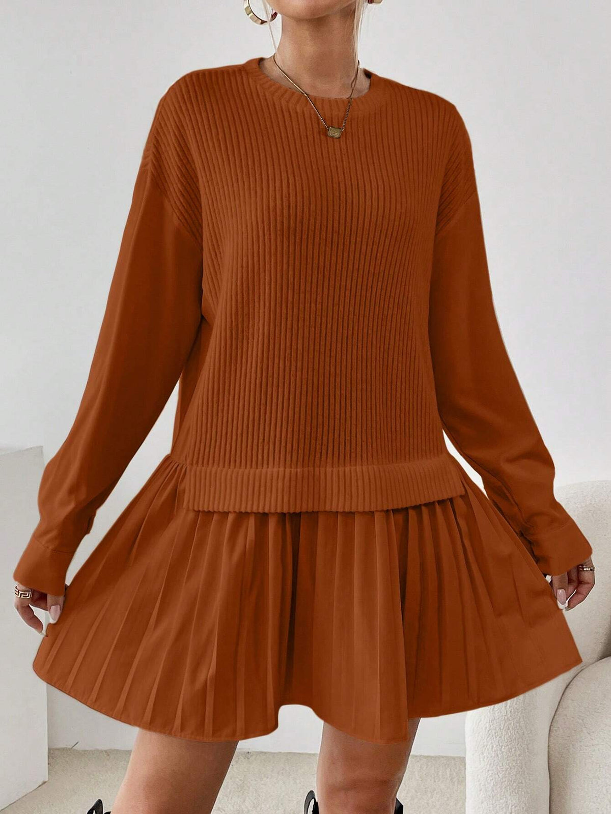 Women's Drop-Shoulder Pleated Hem Shift Dress
