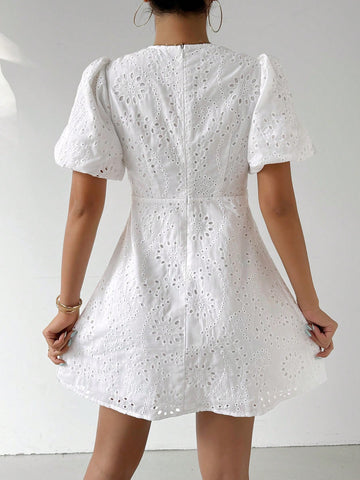 Women's Embroidered & Hollow Out Bust Twisted Puff Sleeve Dress