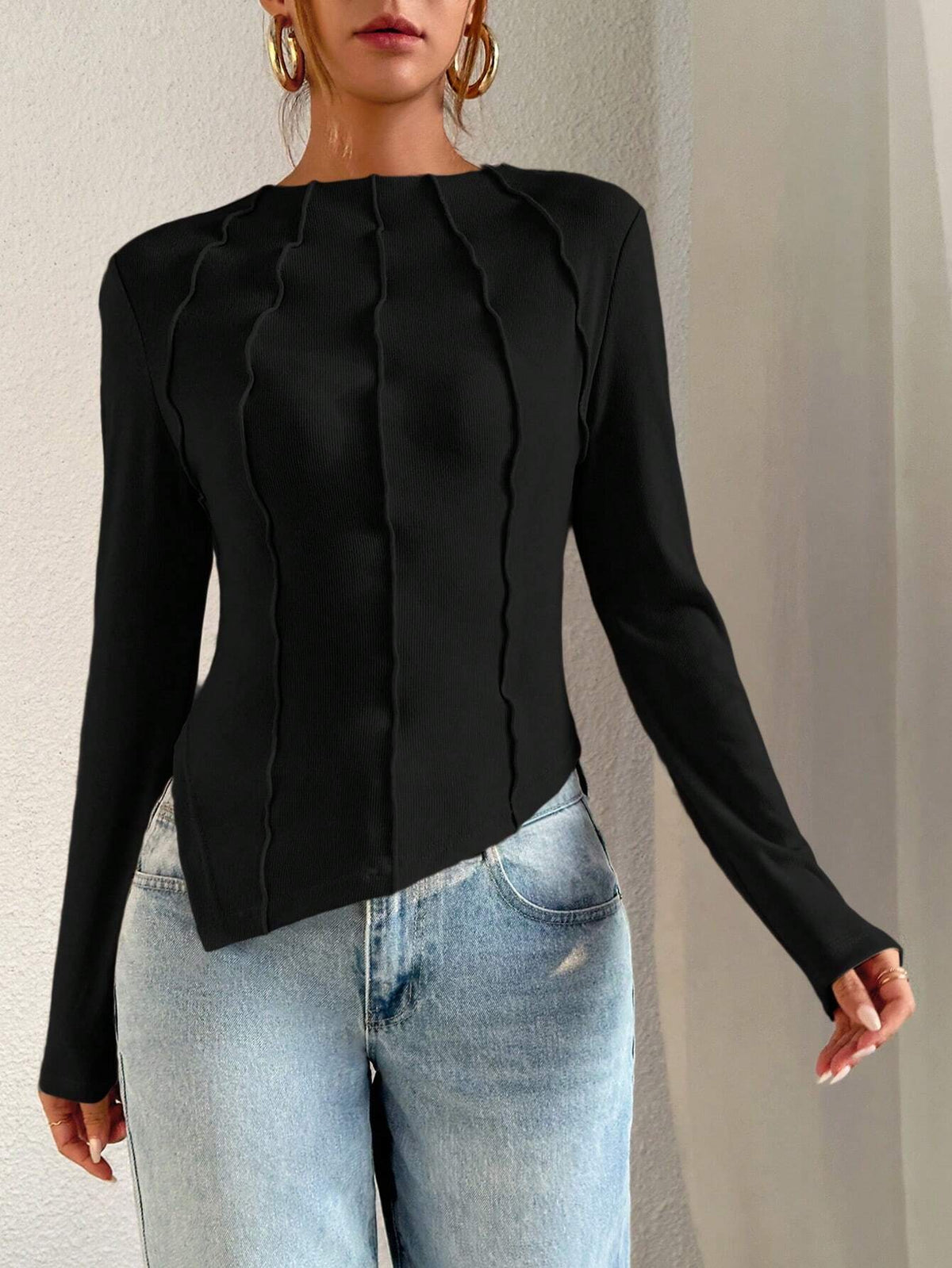 Women's Exposed Seam Asymmetrical Hem T-Shirt