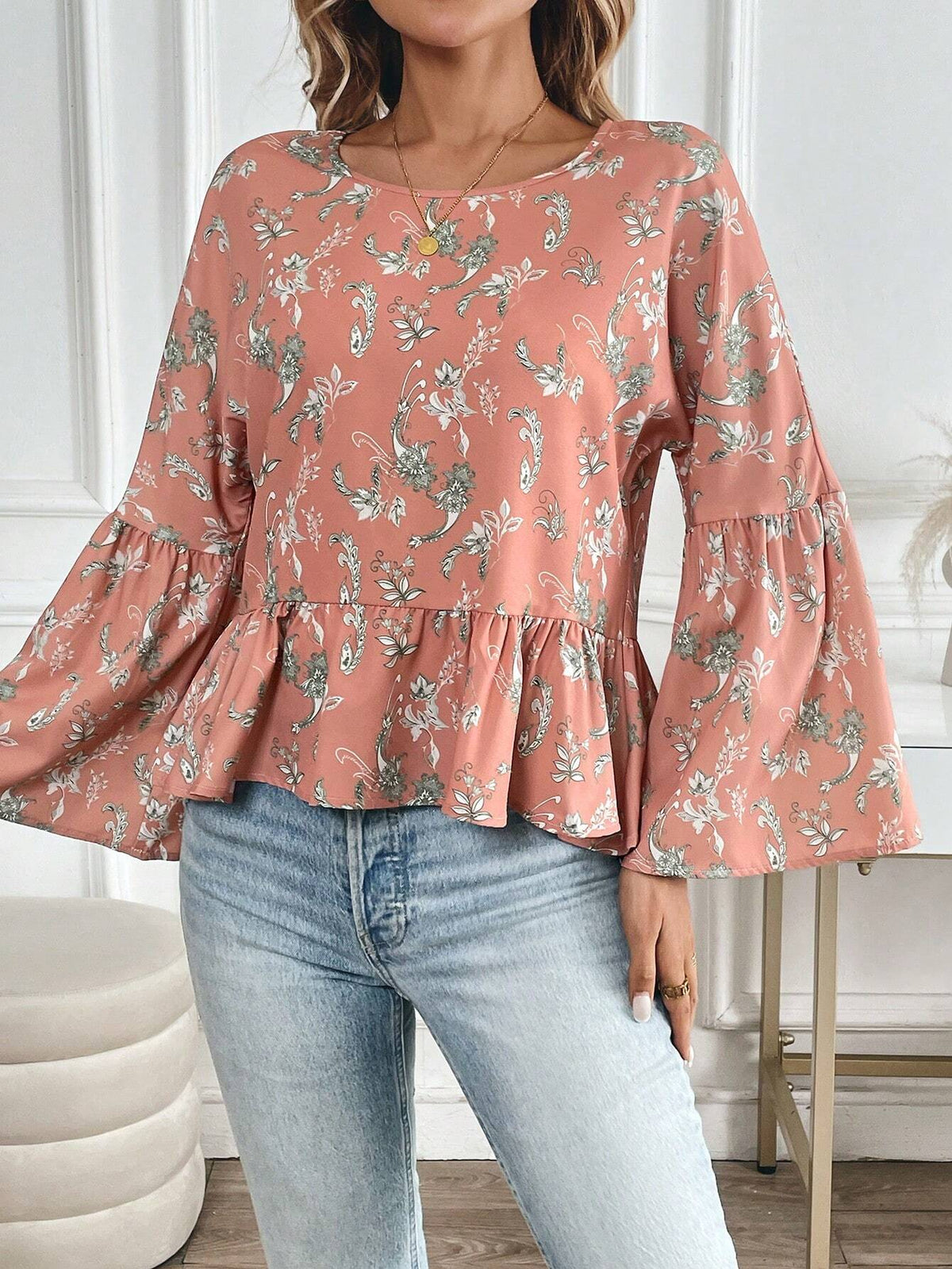 Essnce Women's Fashion 3/4 Bell Sleeve Blouse - Elegant Design