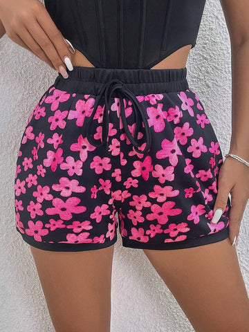 Essnce Women's Floral Print Loose Shorts With Vacation Style