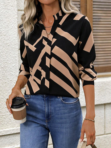 Essnce Women's Geometric Print Long Sleeve Shirt