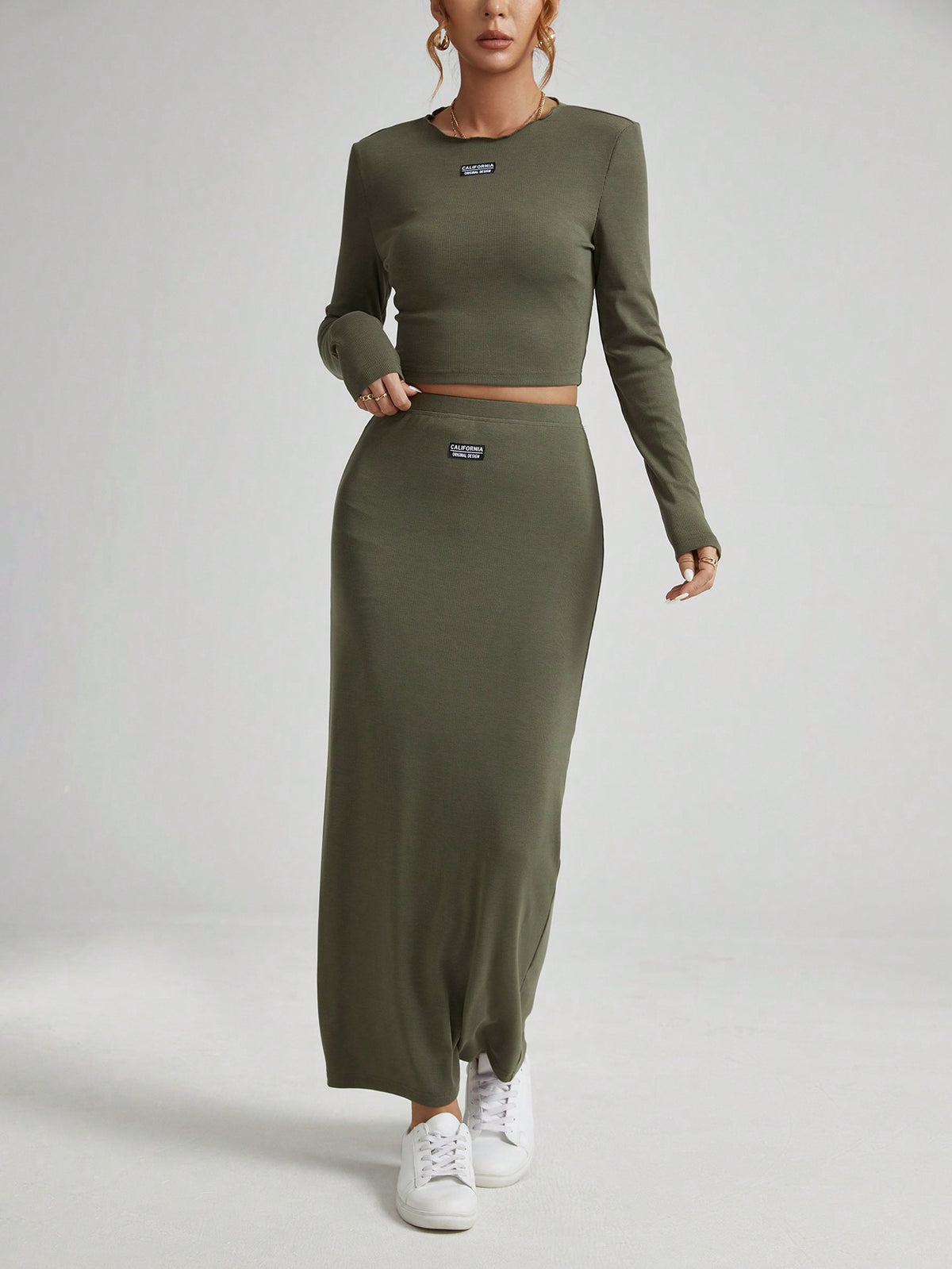 Women's Green Lace-collar Letter Print Top And Skirt Two-piece Set