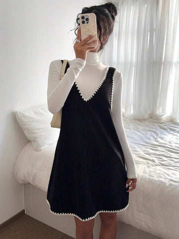 Women's Loose Rib Corduroy Pinafore Dress With Contrast Embroidered Shell Hem, Mini Dress