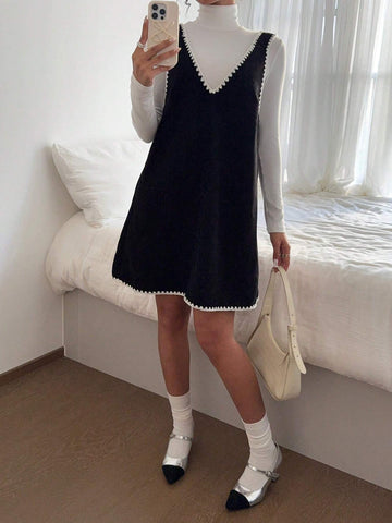 Women's Loose Rib Corduroy Pinafore Dress With Contrast Embroidered Shell Hem, Mini Dress