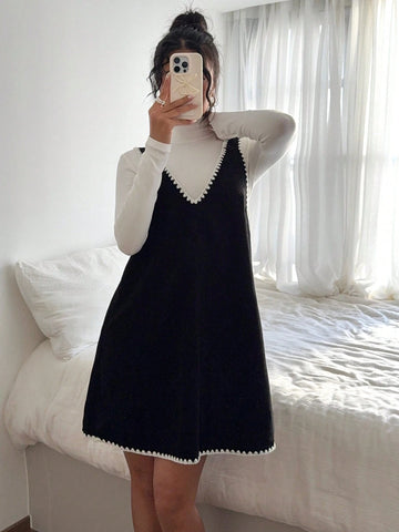 Women's Loose Rib Corduroy Pinafore Dress With Contrast Embroidered Shell Hem, Mini Dress