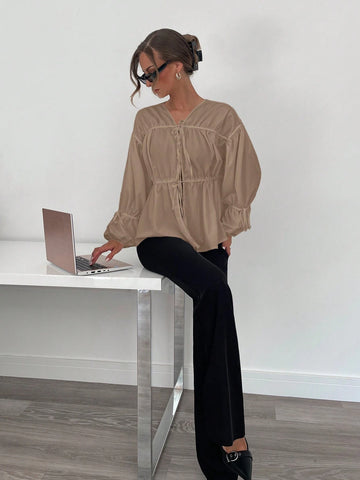 Essnce Women's New Pleated Detail V-Neck Tie Long Sleeve Blouse In White