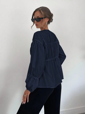 Essnce Women's New Pleated V-Neck Tie-Waist Long Sleeve Blouse In White