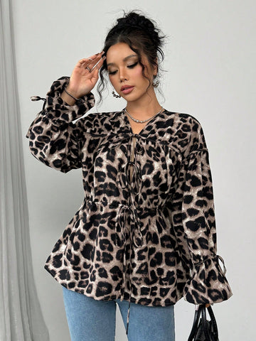 Essnce Women's Popular Leopard Print Shirt, Casual Loose Pleated V-Neck Long-Sleeved Shirt Animal Print Top Autumn Shirt