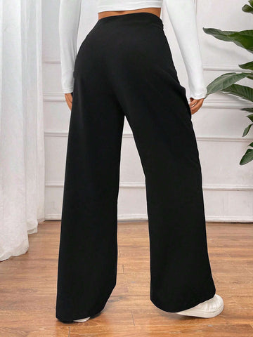 Essnce Women's V-Waist Pants With Floor-Length Design
