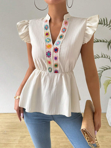 Essnce Women's Vacation Floral Pattern Notched V-Neck Cap Sleeve Top With Ruffle Hem, Casual Shirt