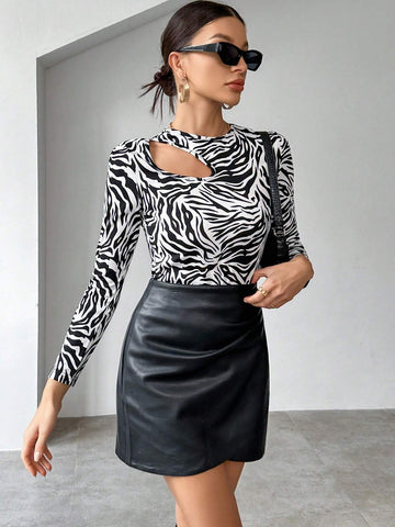 Essnce Zebra Striped Cut Out Tee