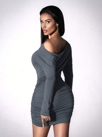 Women Solid Asymmetric Neck Long Sleeve Pleated Bodycon Mini Dress