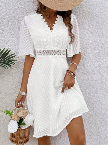 Lace Patchwork Ruffle Short Sleeve Women's Dress