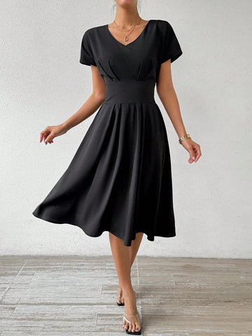 Ladies' V-Neck Pleated Waist Spring/Summer Dress
