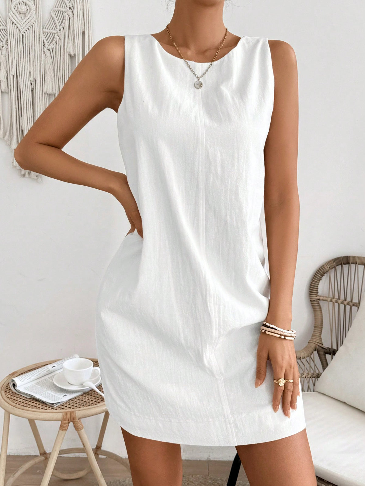 Frenchy Solid Color Backless Sleeveless Dress