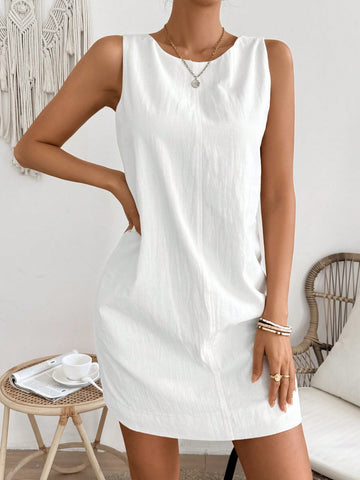 Frenchy Solid Color Backless Sleeveless Dress