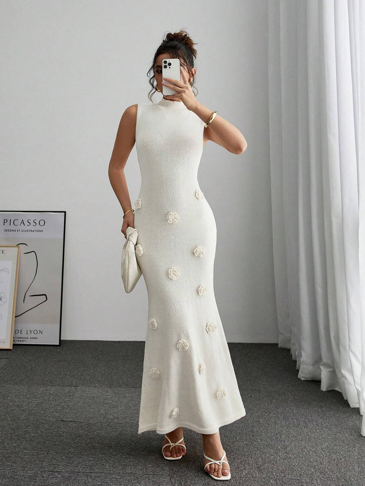 Solid Color Stand Collar Floral Applique Elegant Sleeveless Dress