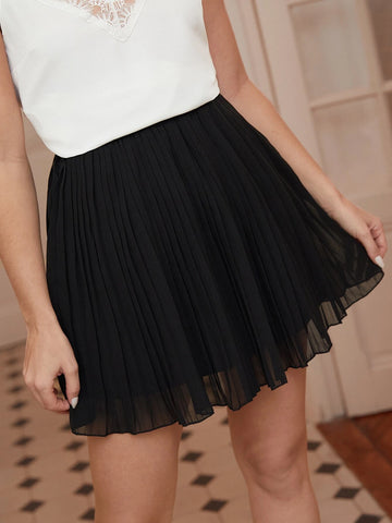 Frenchy Solid High Waisted Pleated Skirt