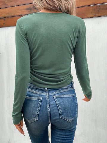 Solid V Neck Ruched Side Crop Tee