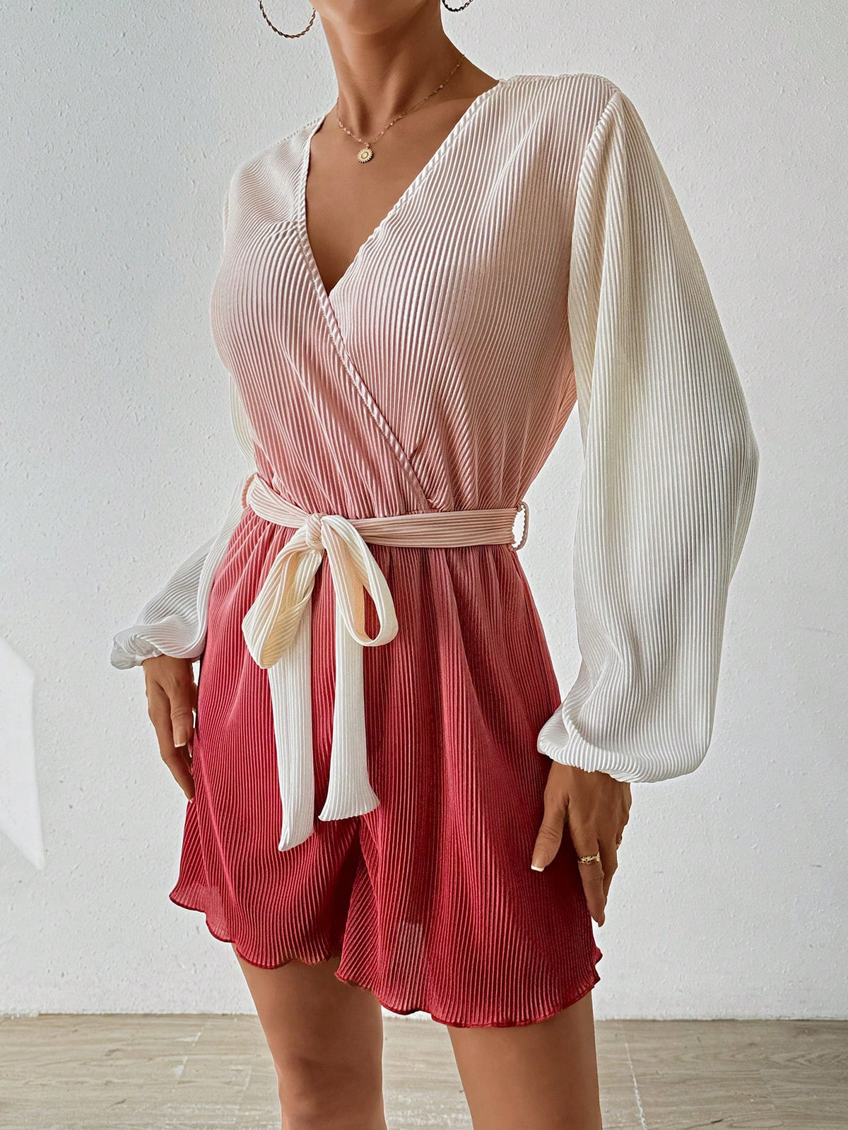 Women'S Ombre Color Belted Romper Shorts