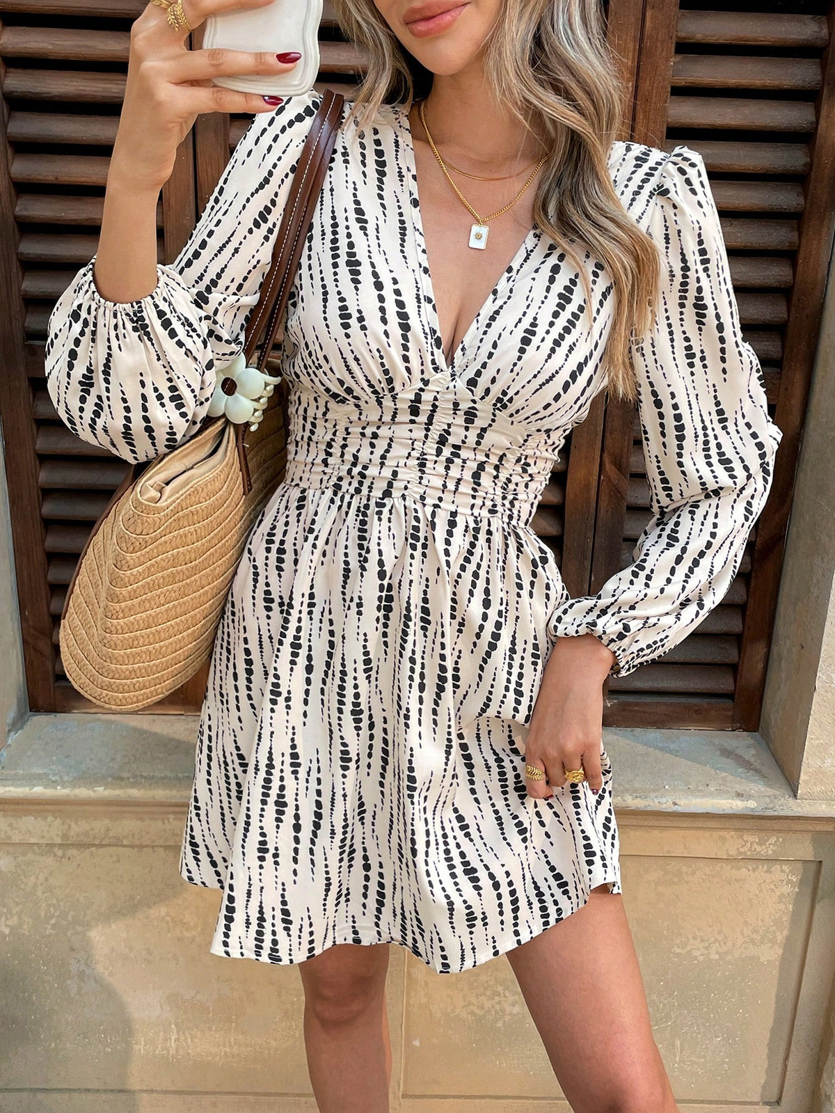 Women All-Over Print V-Neck Casual Versatile Long Sleeve Short Dress