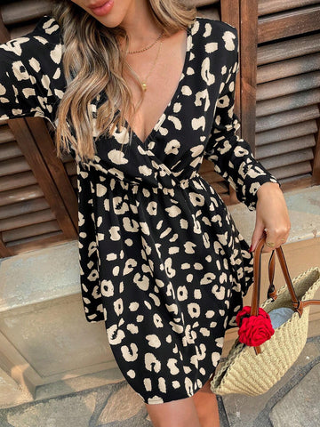 Women's All-Over Leopard Print V-Neck Criss-Cross Wrap-Around Casual Long Sleeve Short