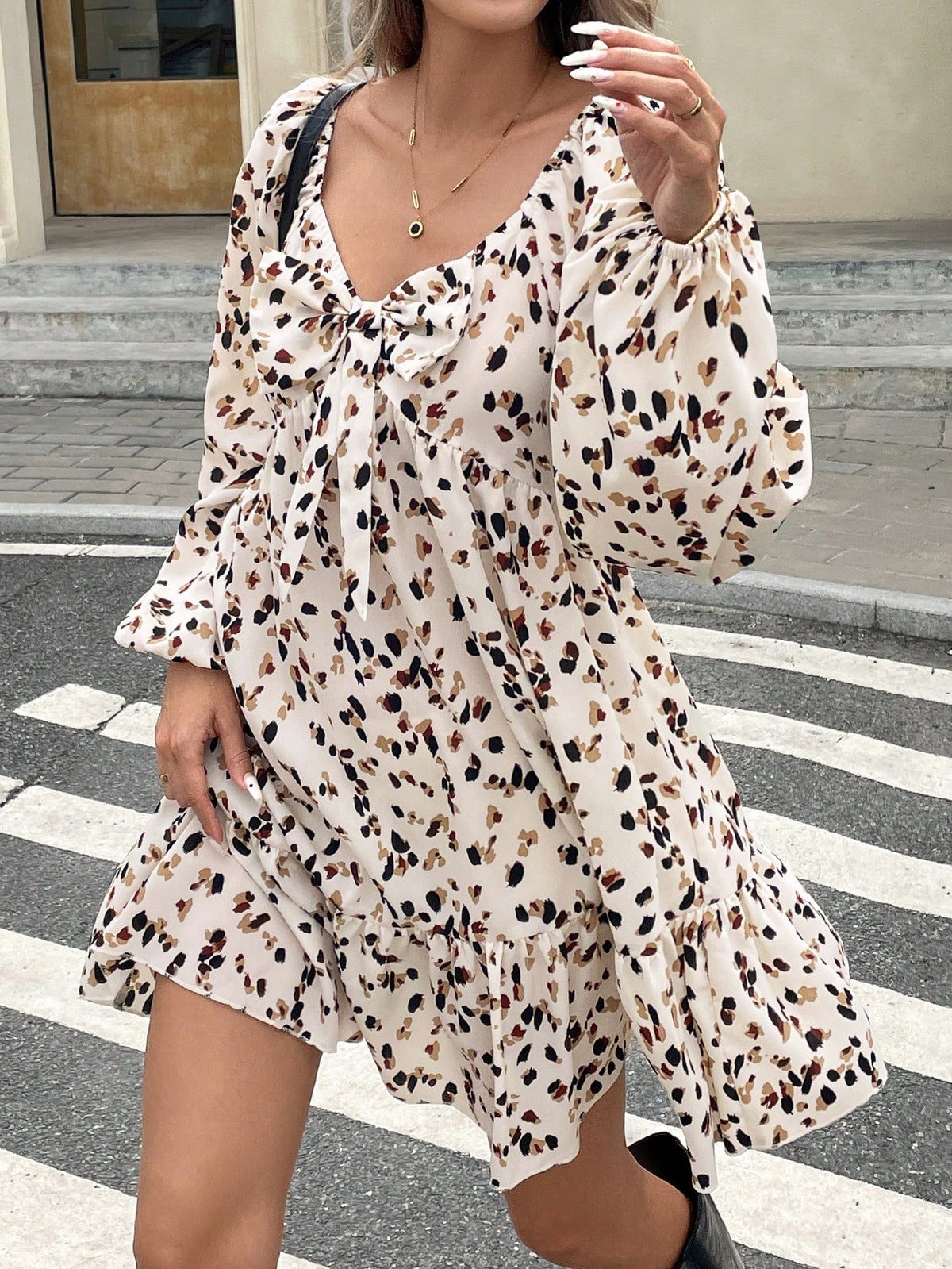 Women's Bow Decor Allover Print Casual Short Dress, Long Sleeve