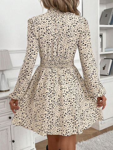 Women's Ditsy Floral Drawstring Collar Casual Everyday Mini Dress, Long Sleeve