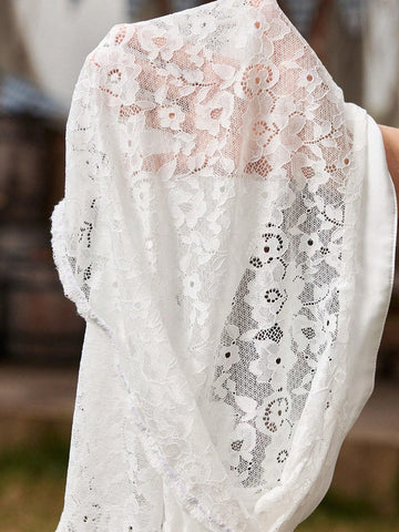 Women's Elegant Lace Long Sleeve Cropped Top