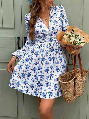 Women's Elegant Romantic Holiday V-Neck Long Sleeve Blue And White Small Floral All-Over