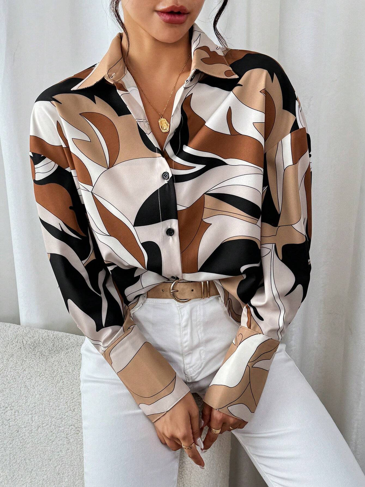 Frenchy Women's French Floral Print Balloon Sleeve Shirt