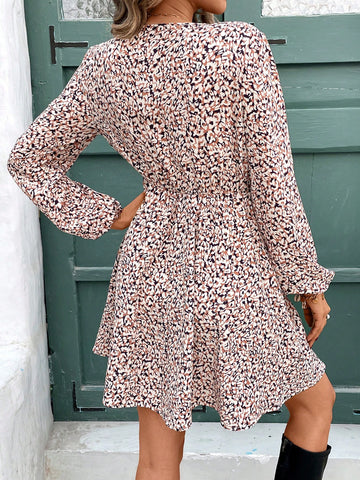 Women's Full Print Crossover V-Neck Lantern Sleeve Casual Mini Dress